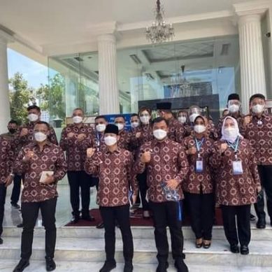 Bupati Hamim Pou Ikuti Pembukaan Munas APKASI di Istana Negara
