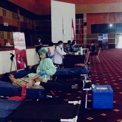KSR PMI Polimdo Sukses Gelar Aksi Kemanusiaan
