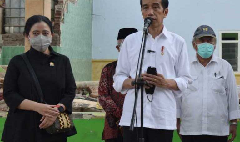 Presiden Jokowi Resmi Menandatangani PP Tentang THR