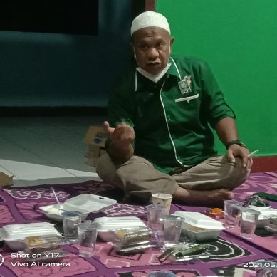 DARI PEMBAGIAN TAKJIL DAN BUKBER PKB BONEBOL, ARDJUN MOGULAINGI TEKANKAN PENTINGNYA KEBERSAMAAN
