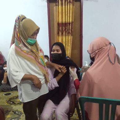 Hari ini 140 Warga Kelurahan Tenilo Tervaksin