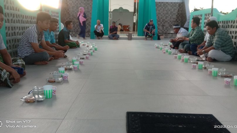 Hari Ke – 5 Ramadhan, Disparpora Pohuwato Gelar Buka Puasa Di Mesjid Sujud