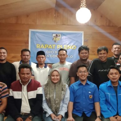 Tekad Wujudkan Kota Bebas Sampah KNPI Bentuk Satgas