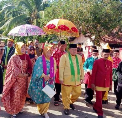 Di sambut Dengan Adat Mopotilolo, Begini Harapan Pj Bupati Boalemo
