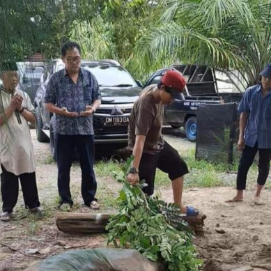 Ikut Berkurban, Jolly Motto Ingin Berbagi Bersama Masyarakat