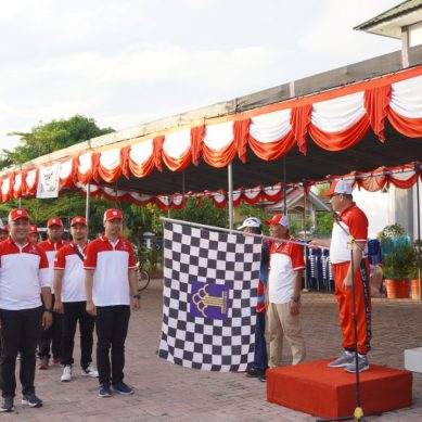 Semarak HDKD Ke-77, Heni Susila Wardoyo Lepas Jalan Sehat Dan  Fun Bike