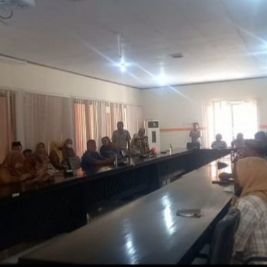 Buntut Mengamuknya Oknum Waka DPRD Pohuwato, RDP Akhirnya Ricuh Dan  Di Tunda