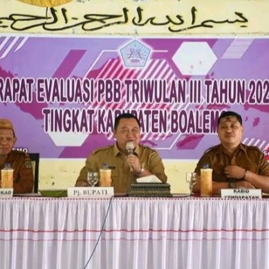Pj Bupati Boalemo Buka Rapat Evaluasi PBB Triwulan lll
