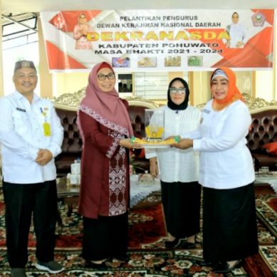 Wabup Suharsi Igirisa Minta Dekranasda Pohuwato Bisa Bersinergi dengan OPD Terkait