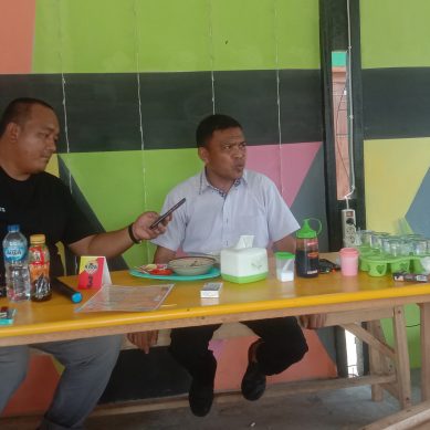 Kades Tuweya Angkat Bicara Terkait Pemberhentian Salah Satu Aparat