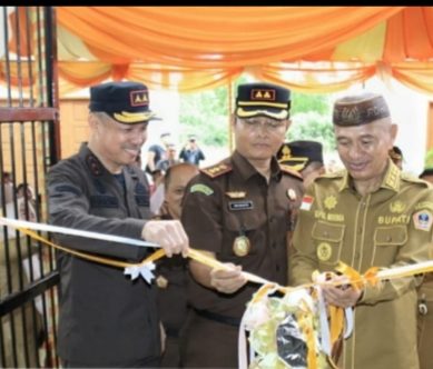 Kajati Haruna Resmikan Balai Rehabilitasi Napza Adhyaksa di Puskesmas Marisa