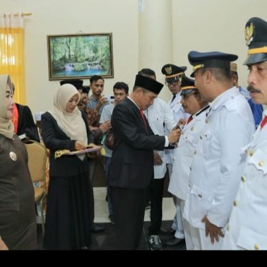 Bupati Pohuwato Lantik 177 Pejabat Dilingkungan Pemkab