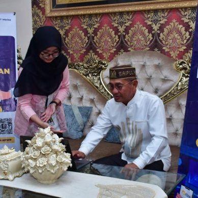 Bupati Pohuwato Laporkan SPT Tahunan Pribadi Ke Petugas Perpajakan