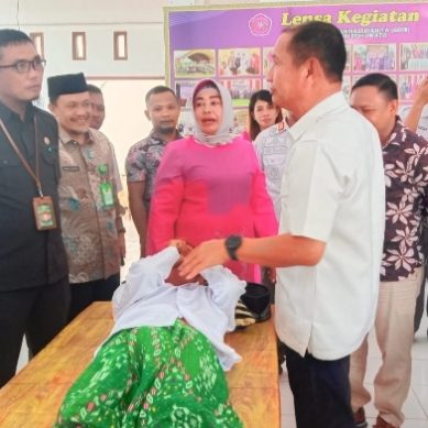 GOW GANDENG RSBP GELAR KHITANAN MASSAL