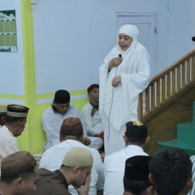 Tarawih Di Lemito, Wabup Suharsi Sentil Banjir dan Drainase