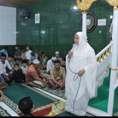 Harti Ke – 9 Ramadhan, Wabup Pohuwato Tarawih Di Desa  Sipayo