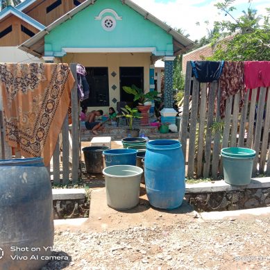 Pasca Banjir Warga Desa Butungale Kekurangan Air Bersih.