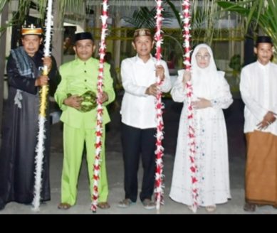 Tradisi Pasang Lampu Di Buka Bupati Pohuwato Dan Wakilnya