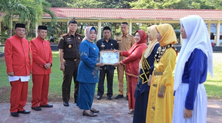 Lomba Sekolah Adiwiyata Tingkat Provinsi Gorontalo, SDN 01 Popbar Terbaik 1
