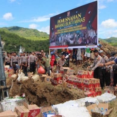 Ribuan Liter Miras Hasil Operasi Pekat 2023, Di Musnahkan Polda Gorontalo