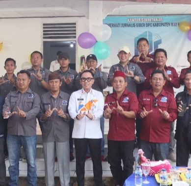 Bupati Waykanan Resmikan Kantor PJS Rumah Kita