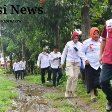 Meski Di Guyur Hujan, Bupati Dan Wabup Pohuwato Kunjungi Warga Sakit