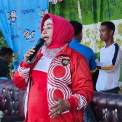 Wabup Tutup Turnamen Tunggulo Cup Desa Marisa Poptim