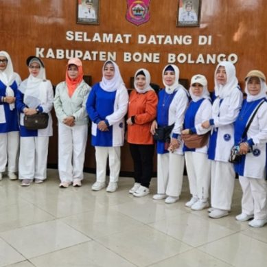 DPD IWAPI Gelar Jalan Sehat, Ini Harapan Suharsih Igirisa