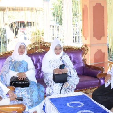 Saat Pemakaman Di Hadiri Wabup Suharsih Igirisa, Hari Ini,  Doa Arwah Hari Ke Tujuh Almarumah Hanu Giasi,