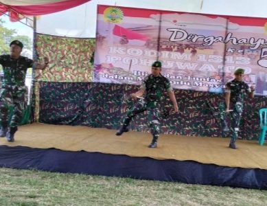 Kemampuan Bela Diri Di Peragakan TNI Dalam HUT Kodim 1313 Pohuwato