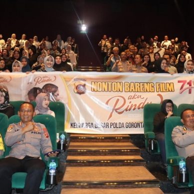 Keluarga Besar Polda Gorontalo Bersama Forkopimda Nonton Bareng Film Aku Rindu