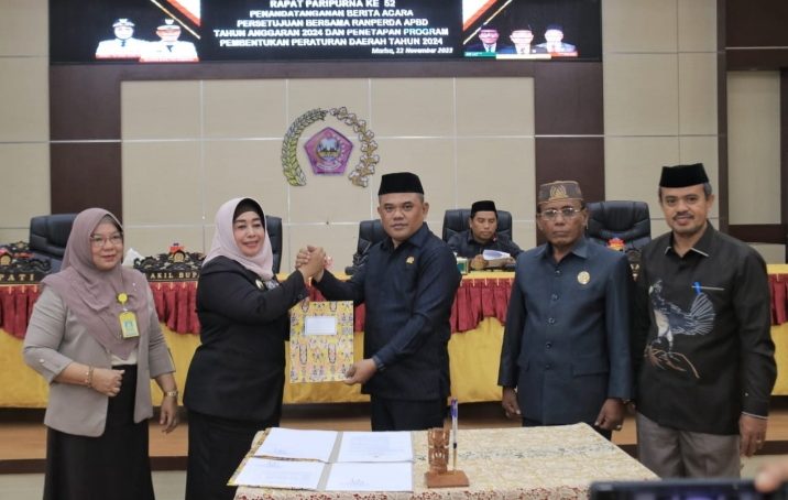 Di Hadiri Wabup Suharsih Igirisa, Paripurna DPRD Ke – 52 Sukses Dilaksanakan