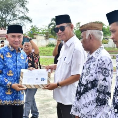 Fitriani Lasantu  Pelaksana Tugas Dinas PM-PTSP Pohuwato