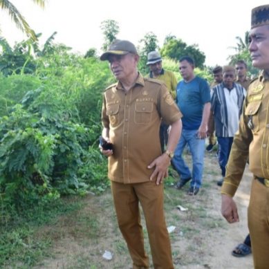 Bupati Pohuwato Tanggapi Keluhan Petani Duhiadaa
