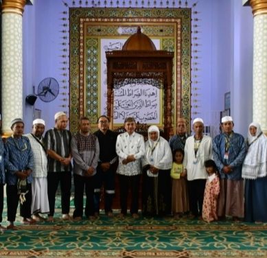 Bupati Saipul Mbuinga Terima Jamaah Umroh Kabupaten Pohuwato