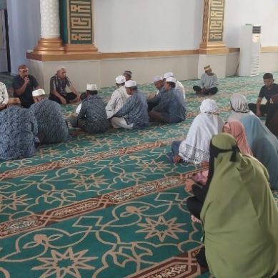 Bupati Saipul A. Mbuinga Terima Jemaah Umroh Yang Diberangkatkan  PT. PGP