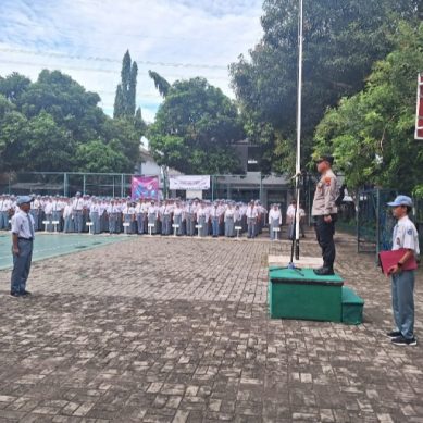 Amanat Kapolresta Tangerang Disampaikan Wakapolsek Cikupa Saat di SMA Negeri 4 Kabupaten Tangerang