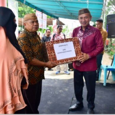 Disela Sela Lounching Penyaluran Bantuan Cadangan Pangan, Bupati Saipul A. Mbuinga Hadiri Purna Tugas  ASN Dinas Pangan Pohuwato