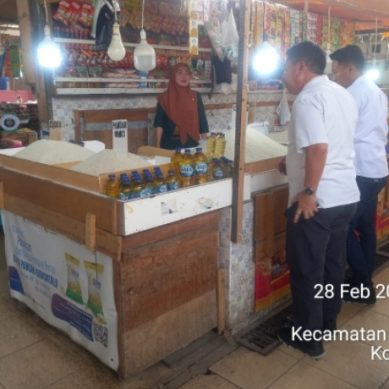 Tim Satgas Pangan Ditkrimsus Polda Gorontalo Pantau Harga Beras di Pasaran