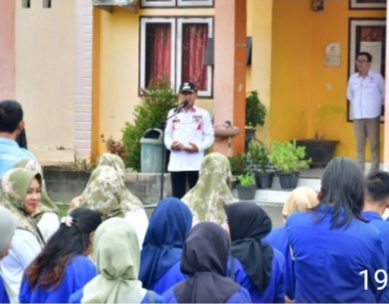 Gebyar SMS, Bupati Saipul A. Mbuinga, Resmi Serahkan Mahasiswa Yang Melaksanakan KKN Di Kecamatan Dengilo