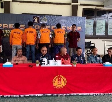 Berkegiatan Secara Ilegal Di Pohuwato Gorontalo, 4 WNA Asal Srilanka  Di Deportase