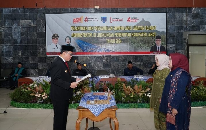 Dua Pejabat Administrator Dilingkungan Pemkab Lahat Resmi Dilantik