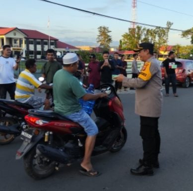 KAPOLRES POHUWATO GANDENG AJP BERBAGI KEBAHAGIAN DI BULAN SUCI RAMADHAN