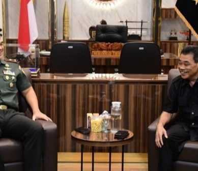 Ketua PWI Sumsel bersama Danrem 044/Gapo Bahas Sinergitas