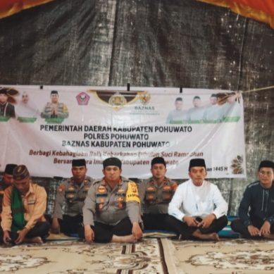 FORKOPIMDA POHUWATO BERSAMA BAZNAS SAFARI RAMADHAN DI KECAMATAN POPAYATO
