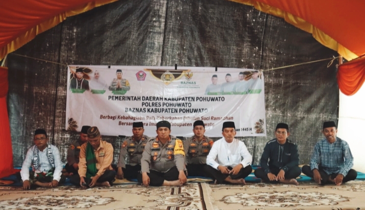 FORKOPIMDA POHUWATO BERSAMA BAZNAS SAFARI RAMADHAN DI KECAMATAN POPAYATO