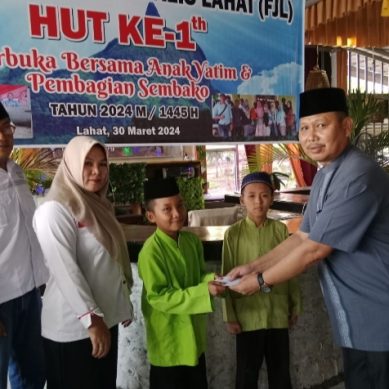 Polres Lahat Hadiri Kegiatan Bukber Bersama FJL Lahat Sekaligus Perayaan HUT FJL Ke- 1 Tahun