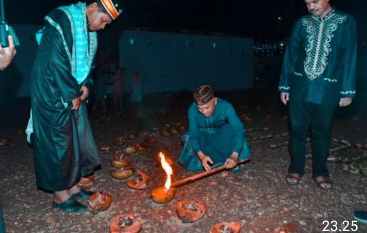 Bupati  Saipul A. Mbuinga Nyalakan lampu di Green Tumbilotohe Desa Marisa Utara