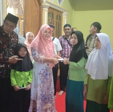 Berkah Ramadhan, Forum Jurnalis Lahat Gelar Bukber Bersama Anak Yatim dan Organisasi Media yang Ada di Bumi Seganti Setungguan