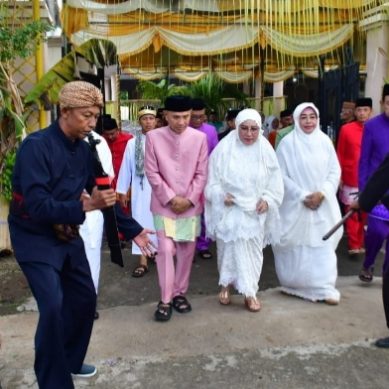 Idul Fitri, Bupati Saipul Mbuinga Shalat Ied Di Mesjid Agung Pohuwato